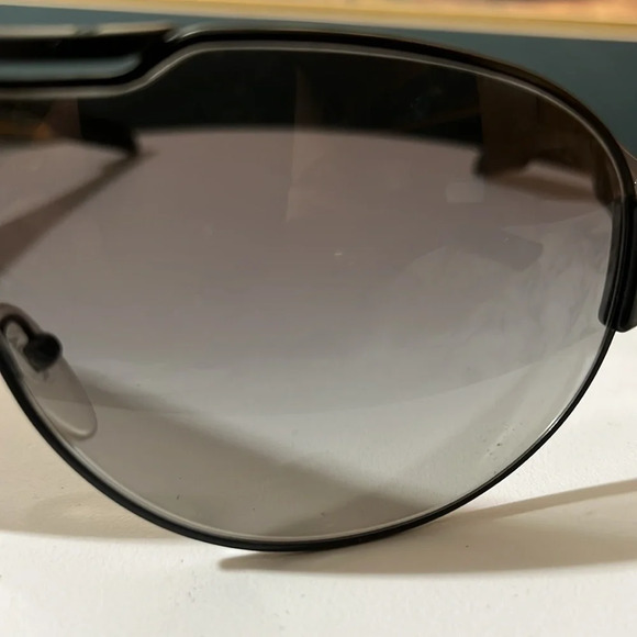 PRADA MENS/WOMENS AVIATOR SUNGLASSES WITH HARD CASE - Picture 9 of 16